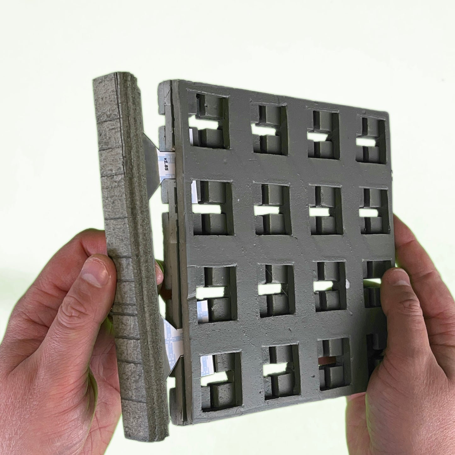 TERRAINO Modular Floor grid borders add an edge to floors that you can attach walls and clip-ons to.